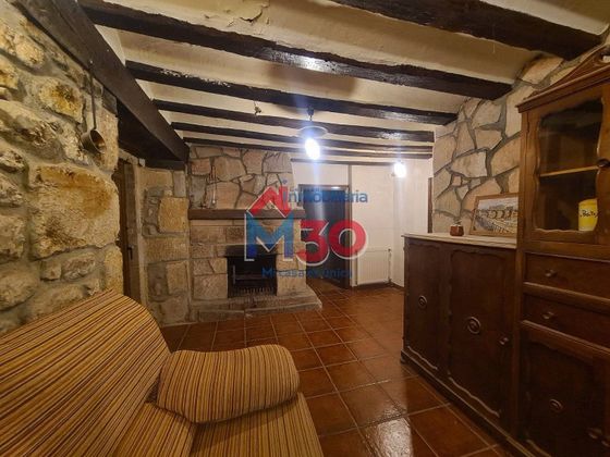 Foto 1 de Casa en venda a Miranda de Ebro de 3 habitacions amb terrassa i calefacció