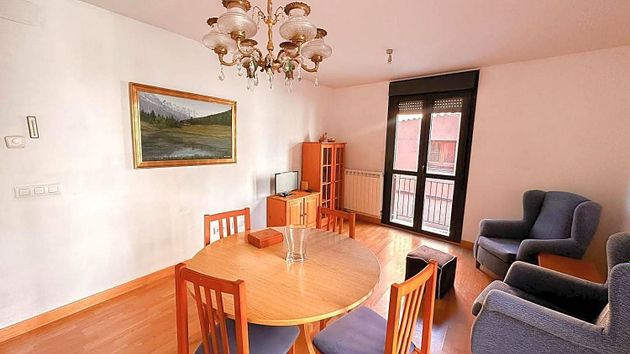 Foto 1 de Piso en venta en Navarrete de 2 habitaciones con balcón y calefacción