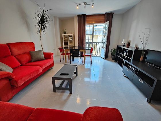 Foto 1 de Venta de piso en calle Loureiros de 3 habitaciones con balcón y calefacción