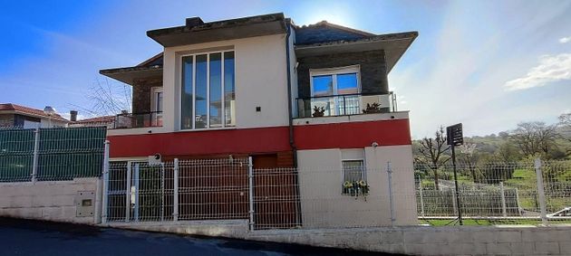 Foto 2 de Casa en venda a Suances de 3 habitacions amb terrassa i garatge