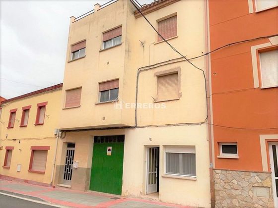 Foto 2 de Casa en venda a Villamediana de Iregua de 5 habitacions amb terrassa i garatge