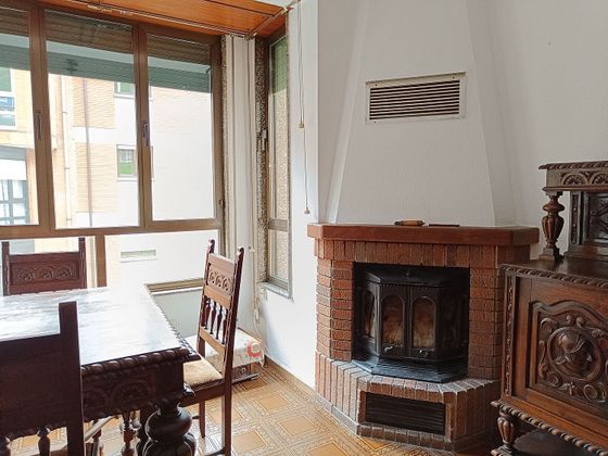 Foto 1 de Pis en venda a calle Ramon y Cajal de 2 habitacions amb calefacció