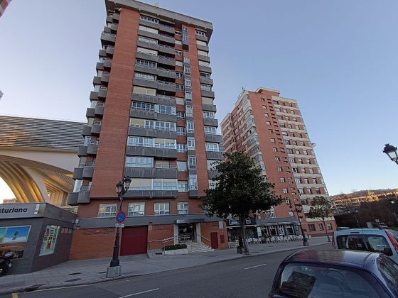 Foto 1 de Venta de piso en calle Guillermo Estrada de 4 habitaciones con terraza y garaje