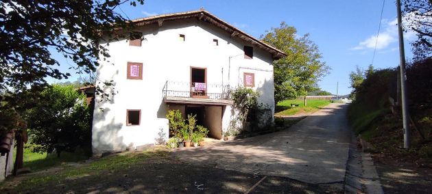 Foto 2 de Casa rural en venda a Gautegiz Arteaga de 4 habitacions amb terrassa i jardí