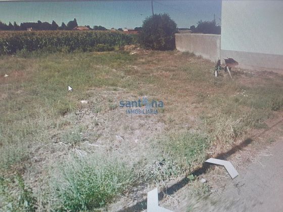 Foto 2 de Venta de terreno en Villasabariego de 910 m²
