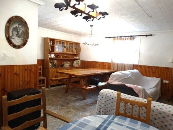 Foto 1 de Casa en venda a Villanueva de Huerva de 6 habitacions amb terrassa i balcó