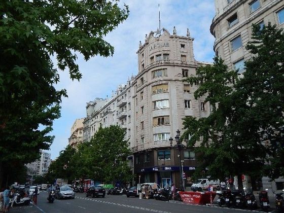 Foto 1 de Pis en venda a Centro - Ayuntamiento de 8 habitacions amb terrassa i ascensor