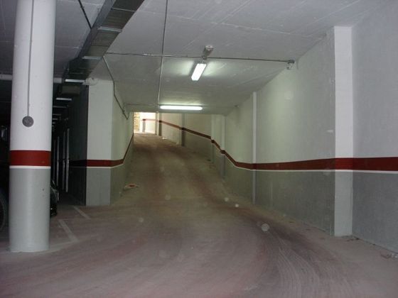 Foto 2 de Garaje en venta en Centro - Recinto Amurallado de 12 m²