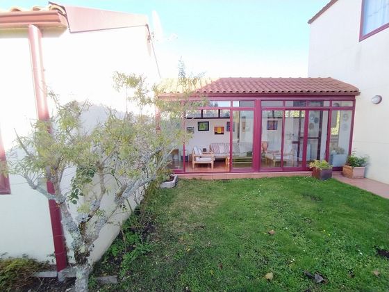 Foto 1 de Xalet en venda a calle Polvorín de 5 habitacions amb garatge i jardí