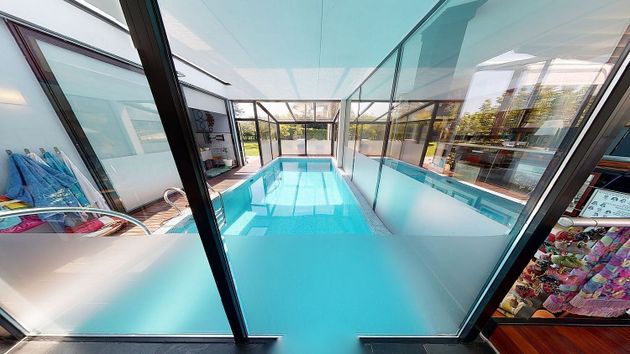 Foto 1 de Xalet en venda a calle Calzande de 3 habitacions amb piscina i garatge