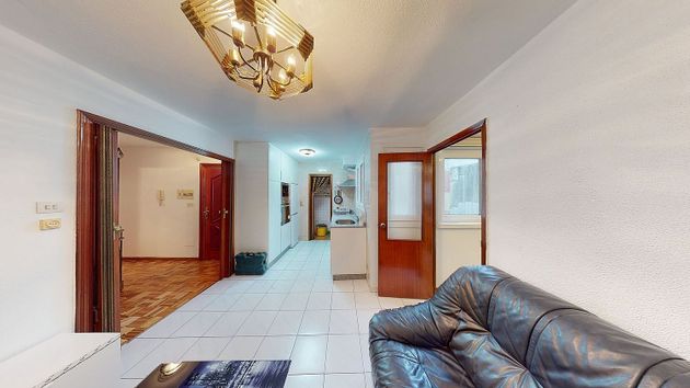 Foto 2 de Venta de piso en Monte Alto - Zalaeta - Atocha de 3 habitaciones y 85 m²
