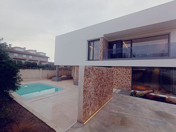 Foto 2 de Xalet en venda a Dorneda de 4 habitacions amb terrassa i piscina