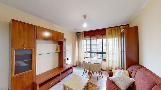 Foto 1 de Alquiler de piso en Someso - Matogrande de 2 habitaciones con muebles y calefacción