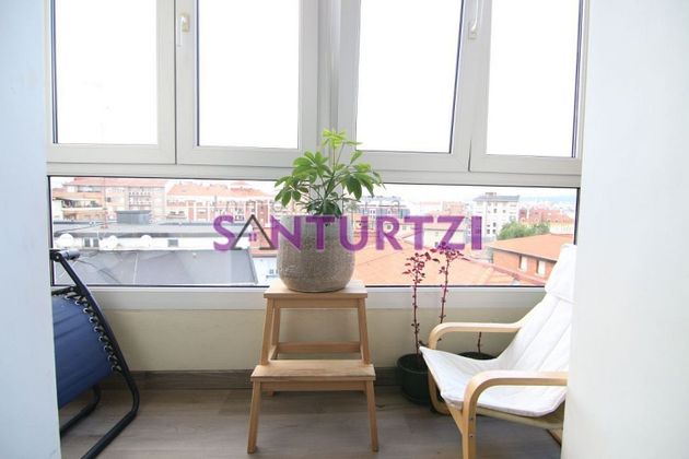 Foto 1 de Dúplex en venda a Santurtzi de 5 habitacions amb garatge i balcó