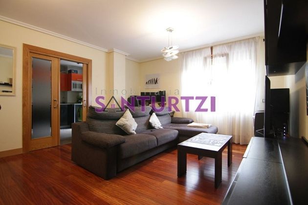 Foto 1 de Pis en venda a Santurtzi de 1 habitació amb garatge i calefacció