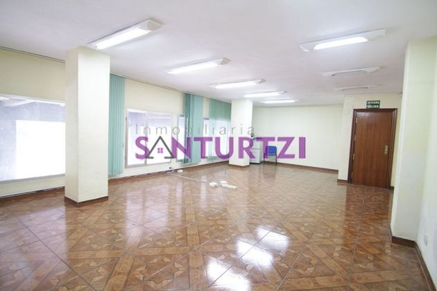 Foto 1 de Local en alquiler en Santurtzi de 110 m²