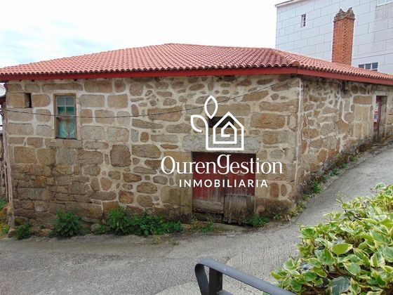 Foto 1 de Casa rural en venda a San Cibrao das Viñas de 4 habitacions amb balcó i calefacció