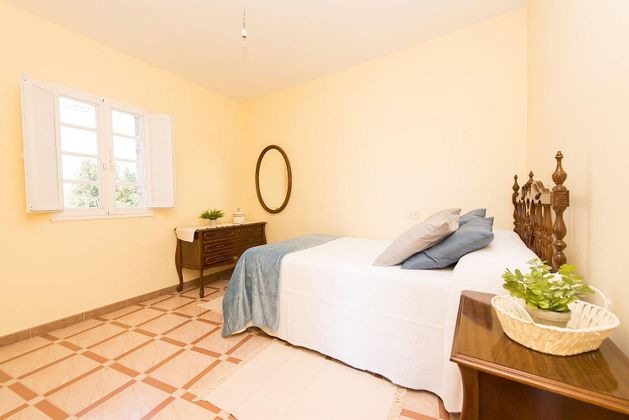 Foto 1 de Casa adosada en venta en Pereiro de Aguiar (O) de 3 habitaciones con jardín