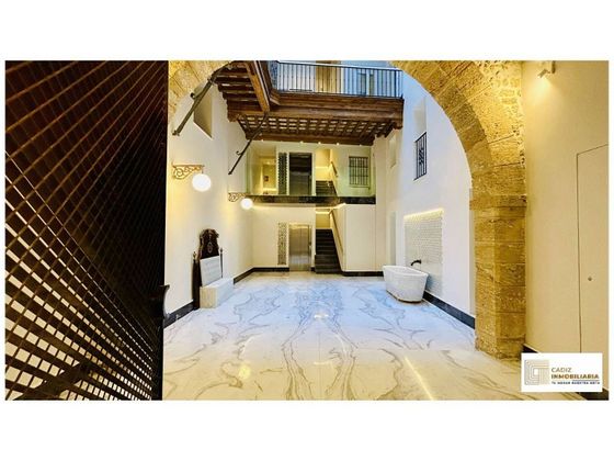 Foto 2 de Pis en venda a calle Cánovas del Castillo de 2 habitacions amb balcó i aire acondicionat