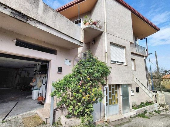 Foto 1 de Venta de casa en Matamá - Beade - Bembrive - Valádares - Zamáns de 3 habitaciones con terraza y garaje