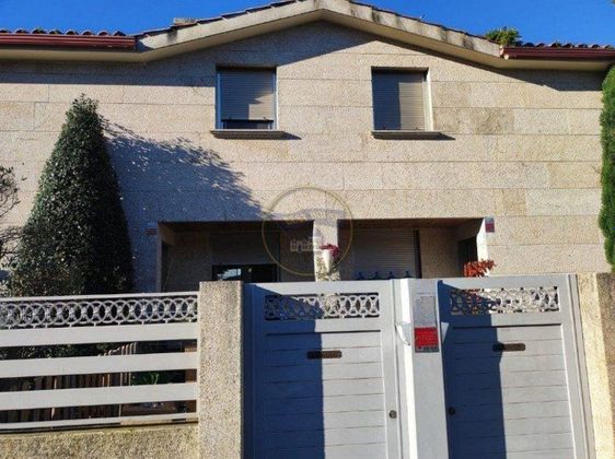 Foto 1 de Xalet en venda a Matamá - Beade - Bembrive - Valádares - Zamáns de 8 habitacions amb terrassa i garatge