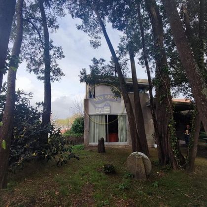 Foto 2 de Casa en venda a Coruxo - Oia - Saiáns de 4 habitacions amb terrassa i jardí