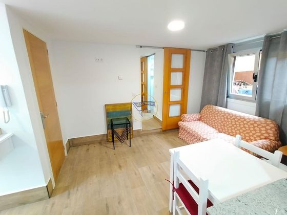 Foto 1 de Alquiler de piso en Matamá - Beade - Bembrive - Valádares - Zamáns de 1 habitación con garaje y muebles