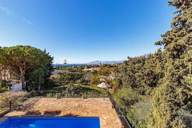 Foto 2 de Xalet en venda a calle Las Granadas de 5 habitacions amb terrassa i piscina