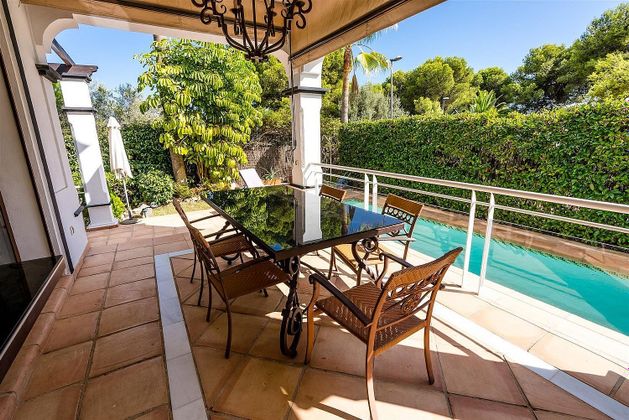Foto 2 de Xalet en venda a El Higueral - La Merced de 5 habitacions amb terrassa i piscina