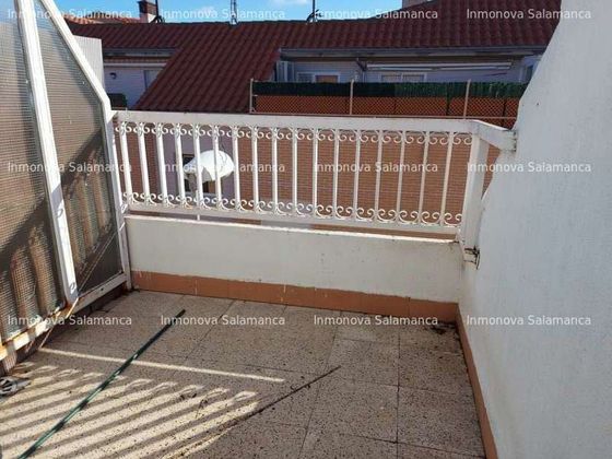 Foto 1 de Àtic en lloguer a Pizarrales de 2 habitacions amb terrassa i garatge