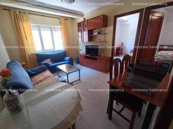 Foto 1 de Piso en alquiler en Vidal de 3 habitaciones con muebles y calefacción