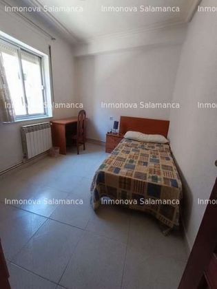 Foto 2 de Piso en alquiler en Vidal de 3 habitaciones con muebles y calefacción
