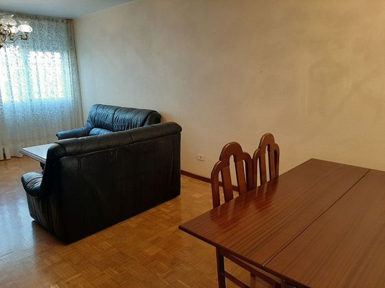 Foto 2 de Alquiler de piso en Ermitagaña - Mendebaldea de 3 habitaciones con muebles y calefacción