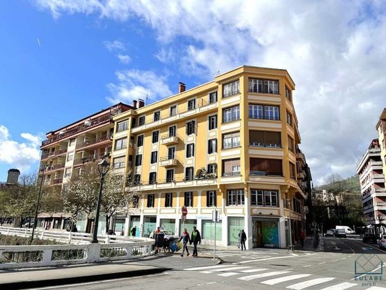 Foto 1 de Piso en venta en Tolosa de 5 habitaciones con calefacción y ascensor
