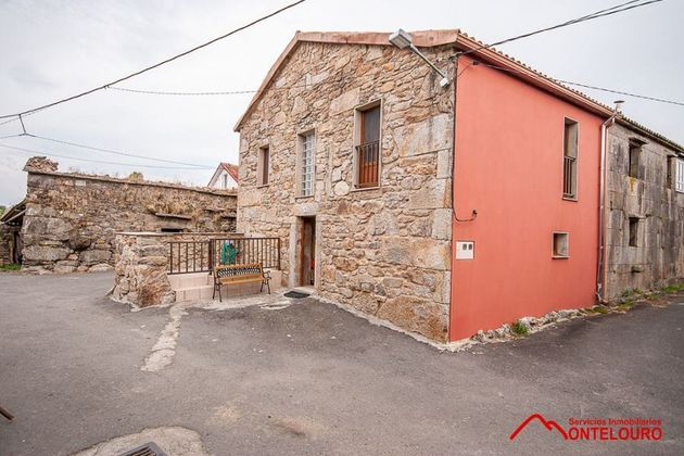 Foto 1 de Casa en venda a Mazaricos de 3 habitacions amb terrassa i calefacció