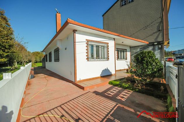 Foto 1 de Venta de casa en Mazaricos de 3 habitaciones con garaje y jardín