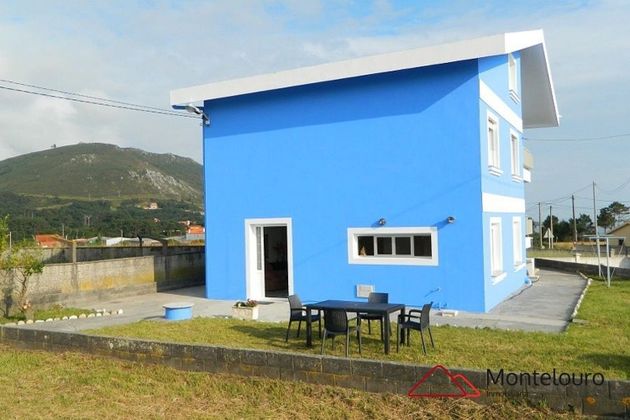 Foto 2 de Casa en venta en Carnota de 6 habitaciones con terraza y garaje