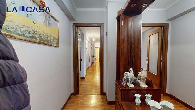 Foto 2 de Piso en venta en San Ignacio-Elorrieta de 2 habitaciones con ascensor