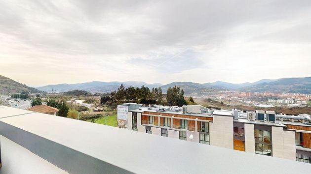 Foto 2 de Pis en venda a Bilbao de 3 habitacions amb terrassa i garatge