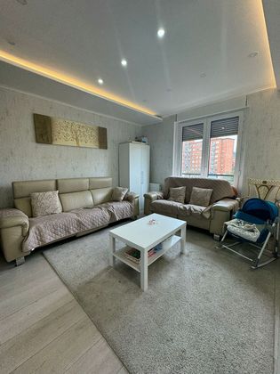 Foto 1 de Pis en venda a Zabala de 4 habitacions amb balcó i calefacció