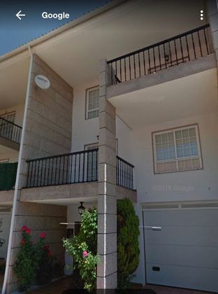 Foto 2 de Casa adosada en venta en Porriño (O) de 3 habitaciones con terraza y garaje