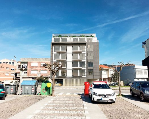 Foto 1 de Venta de piso en calle Concepción Arenal de 2 habitaciones con terraza y piscina