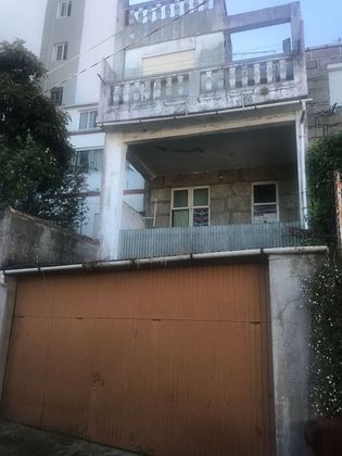 Foto 1 de Casa adossada en venda a Travesía de Vigo - San Xoán de 4 habitacions amb balcó