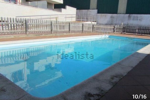Foto 2 de Venta de piso en calle Barbeito de 2 habitaciones con terraza y piscina
