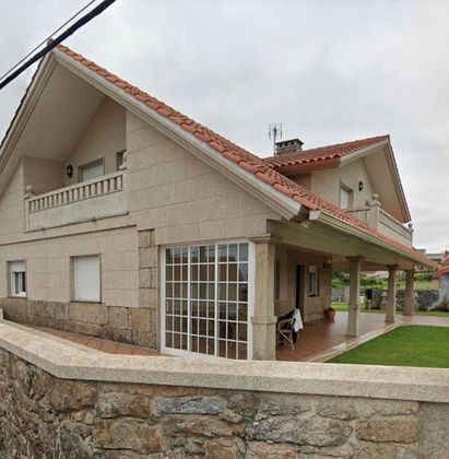 Foto 2 de Venta de chalet en Alcabre - Navia - Comesaña de 5 habitaciones con garaje y jardín