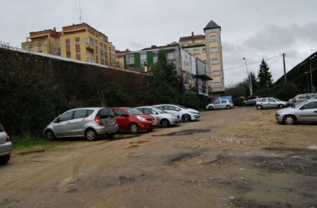 Foto 1 de Venta de terreno en avenida Rosalia de Castro Parroquia de Salcedo Pont de 1668 m²