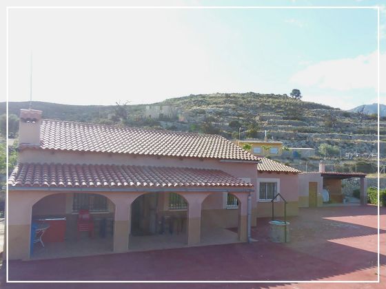 Foto 2 de Xalet en venda a Pueblo Español-Coveta Fumá de 3 habitacions amb terrassa i piscina