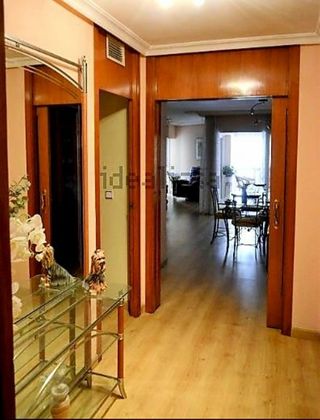 Foto 2 de Piso en venta en Ensanche - Diputación de 3 habitaciones con terraza y garaje