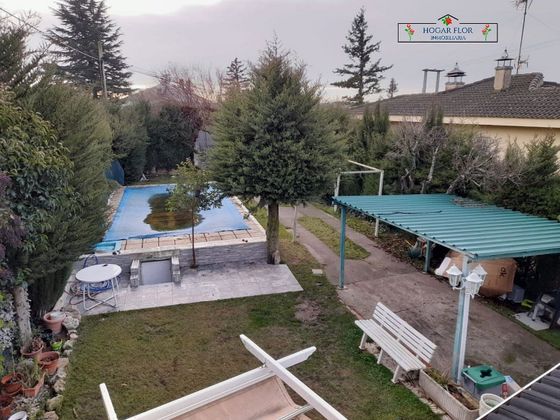 Foto 1 de Chalet en venta en Castellanos de Villiquera de 3 habitaciones con terraza y piscina