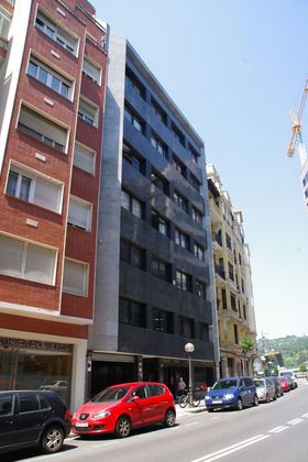 Foto 2 de Alquiler de oficina en calle Alameda Mazarredo con garaje y aire acondicionado